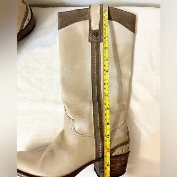 Sendra Handmade Leather Cowboy Boots in Cream and Brown Size 6.5